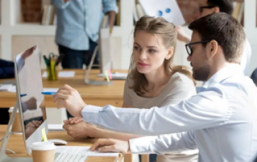 Təcrübəsiz iş elanları: Gənclər üçün karyeraya ilk addım